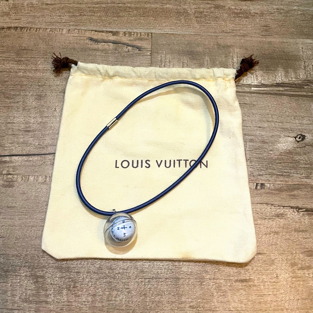 RARE Louis Vuitton LV Cup 2000 Compass Necklace (Limited Edition!)